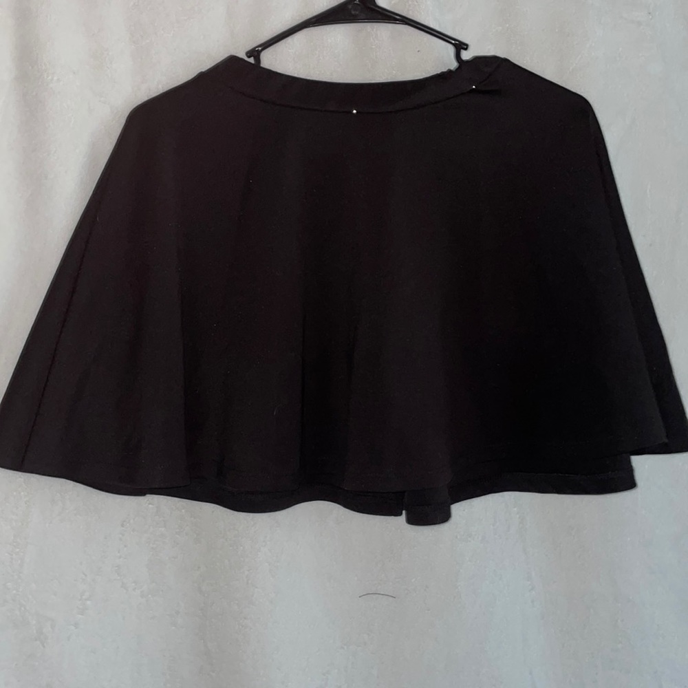 Black skater skirt